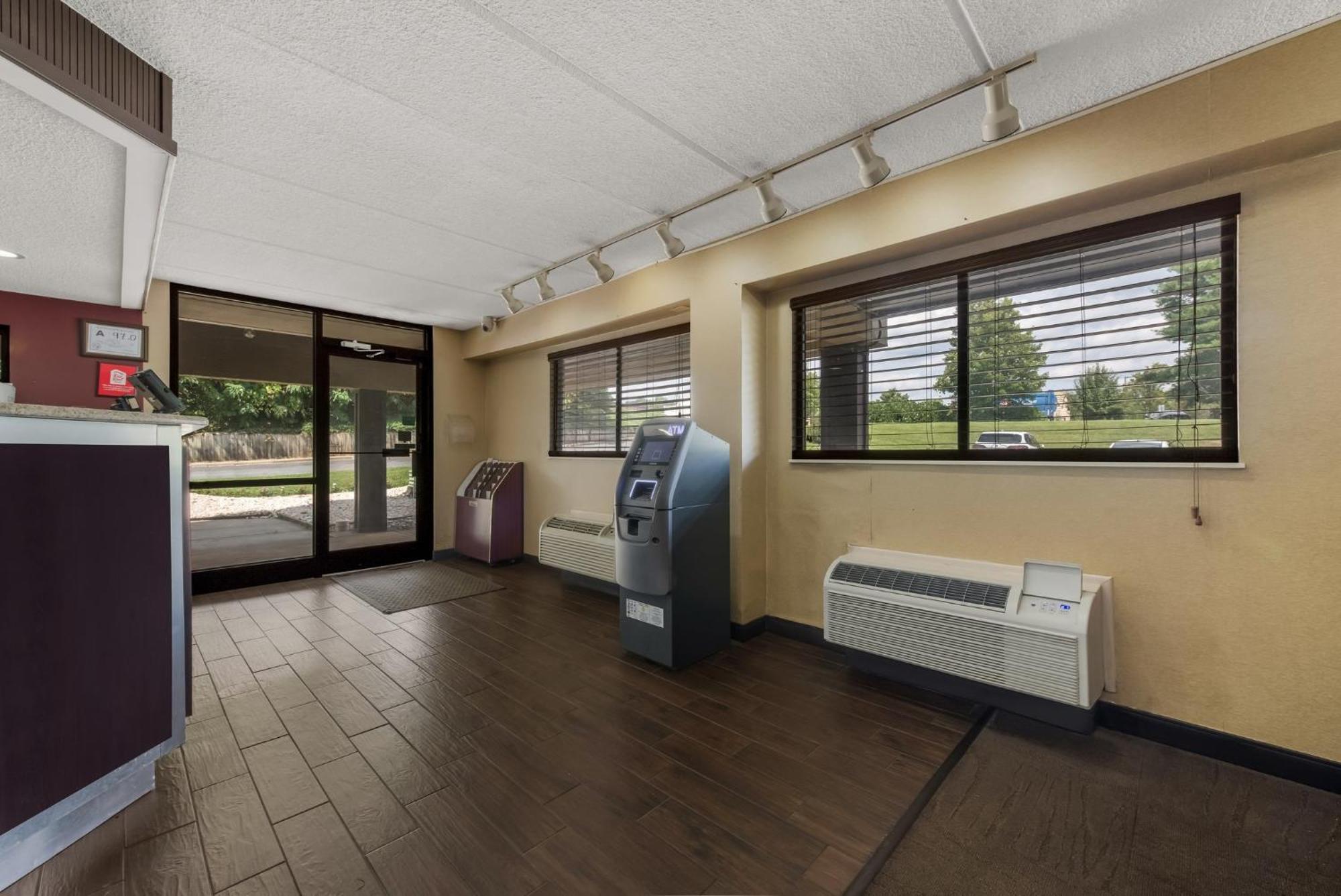 Red Roof Inn Hickory Εξωτερικό φωτογραφία
